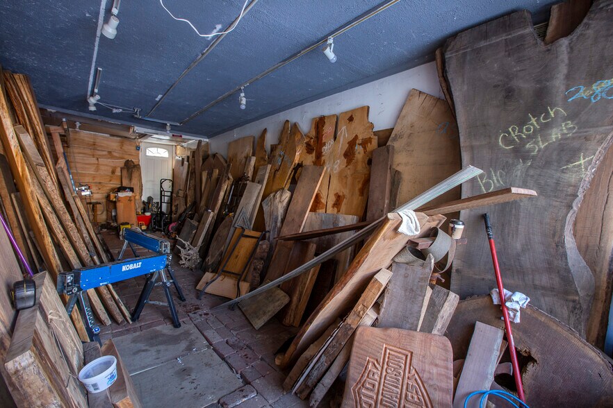 More Photos Of 83-85 S Main St, New Hope Storefront Retail Residential For Sale