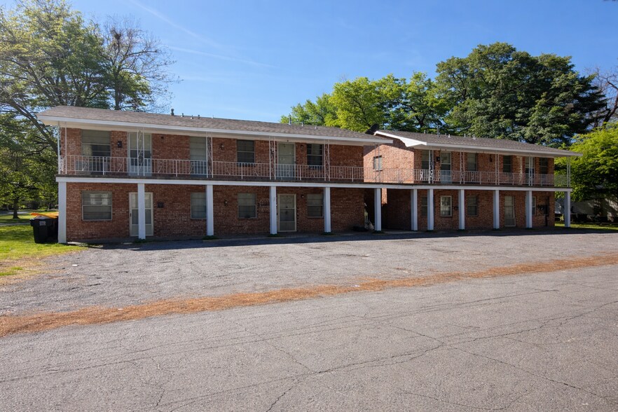 More Photos Of 318 E Purdon St, England Multifamily For Sale