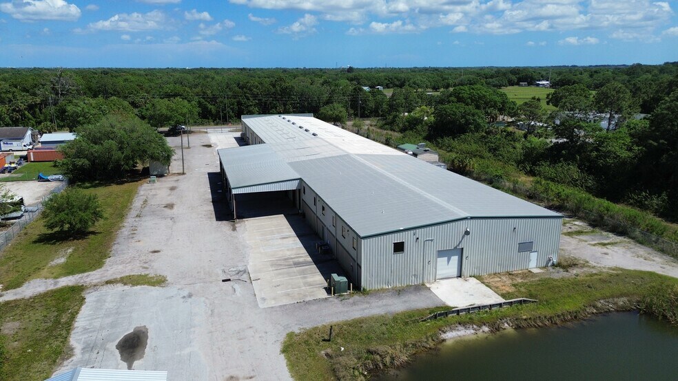 More Photos Of 1060 Cox Rd, Cocoa Warehouse For Lease