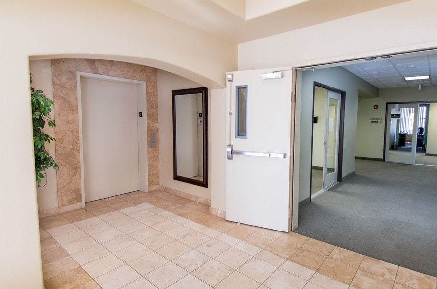 More Photos Of 12021 Jacaranda Ave, Hesperia Medical For Lease