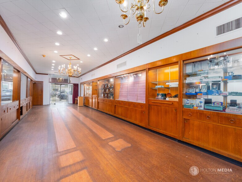 More Photos Of 1418 Newcastle St, Brunswick Storefront For Sale