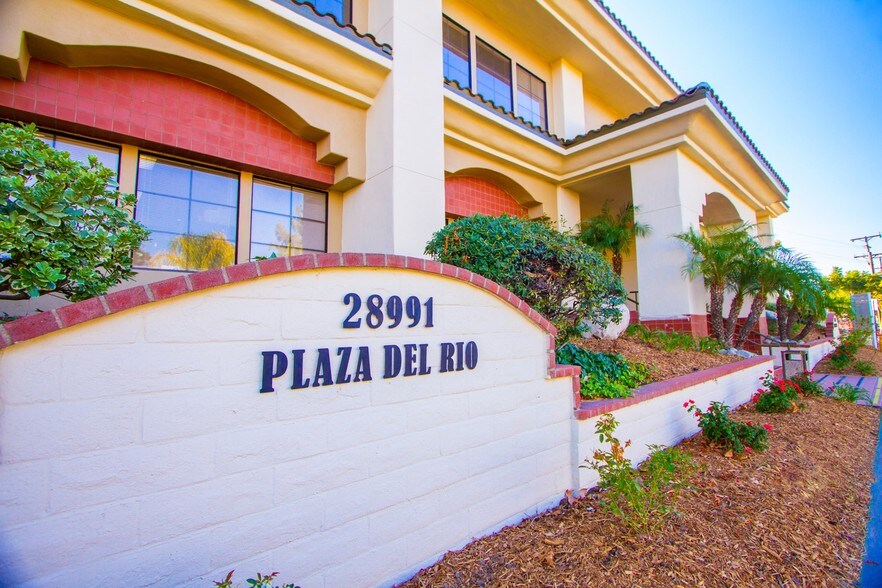 More Photos Of 28991 Old Town Front St, Temecula Unknown For Lease