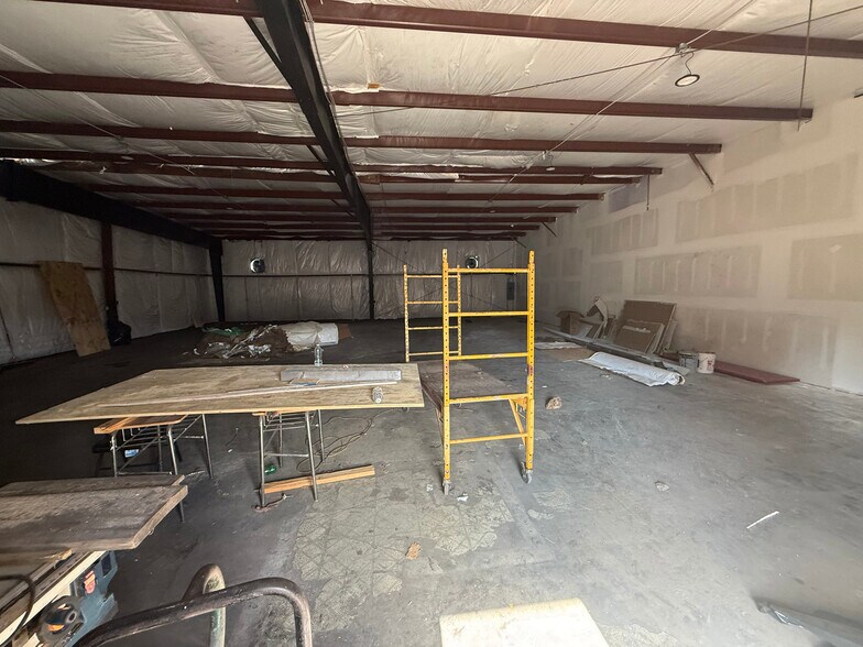 More Photos Of , Shreveport Flex For Sale
