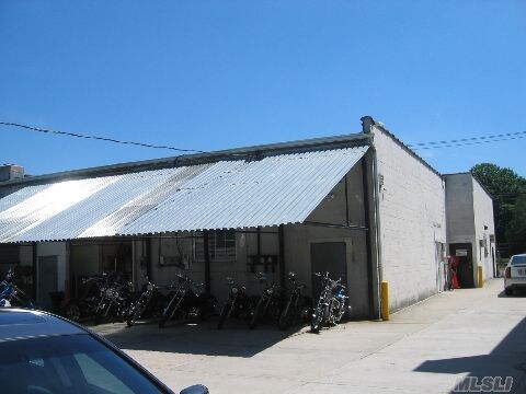 More Photos Of 311-313 W Jericho Tpke, Huntington Storefront For Sale