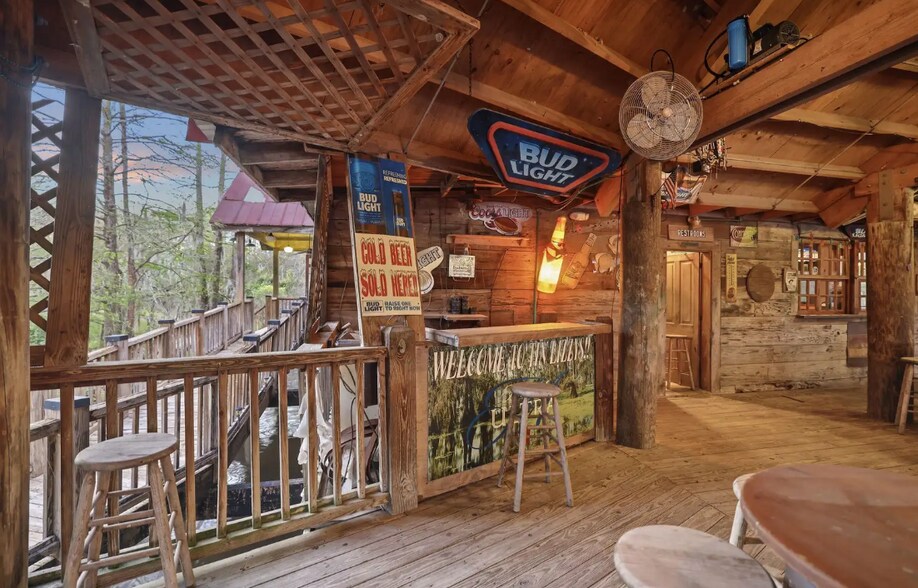 More Photos Of 29592 Louisiana 22, Springfield Restaurant For Sale