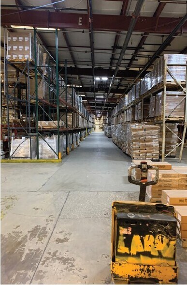 More Photos Of 7855 W 111th St, Palos Hills Warehouse For Sale