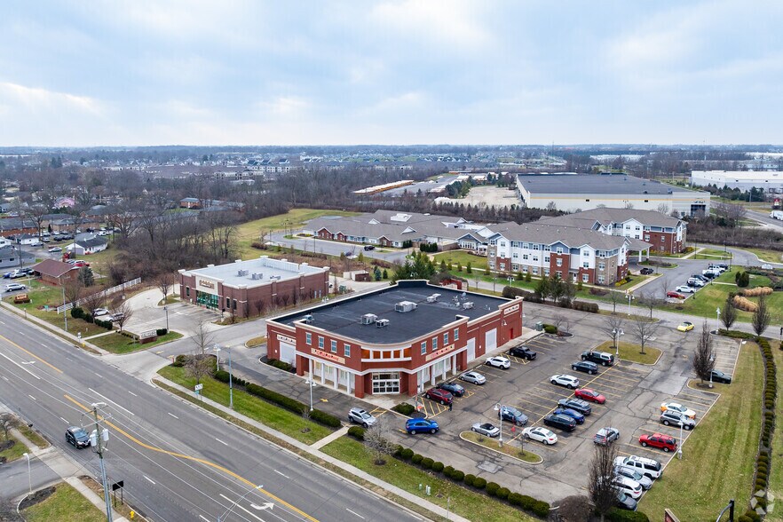 More Photos Of 3575 Broadway, Grove City Drugstore For Sale