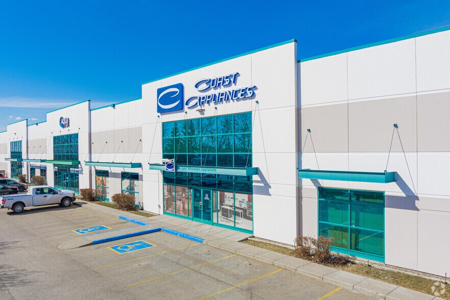 Primary Photo Of 2151 32nd St NE, Calgary Light Distribution For Lease