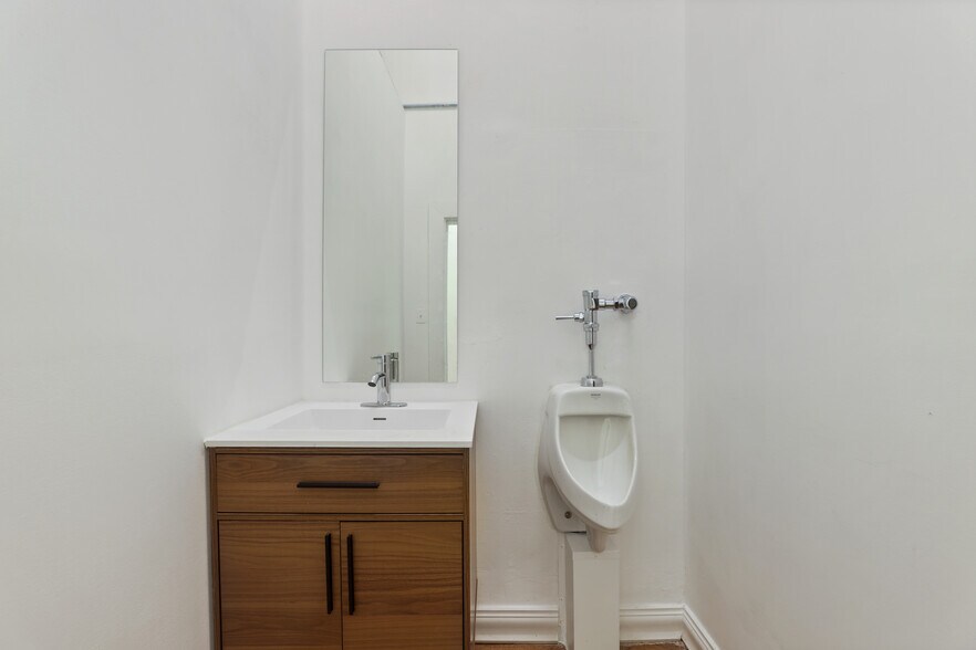 More Photos Of 251-255 S Main St, Fall River Office For Lease