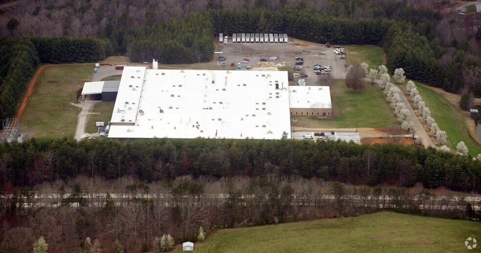 More Photos Of 1000 Chain Dr, Morganton Manufacturing For Lease