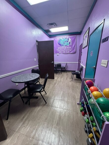More Photos Of 7430 S 48th St, Phoenix Storefront For Lease