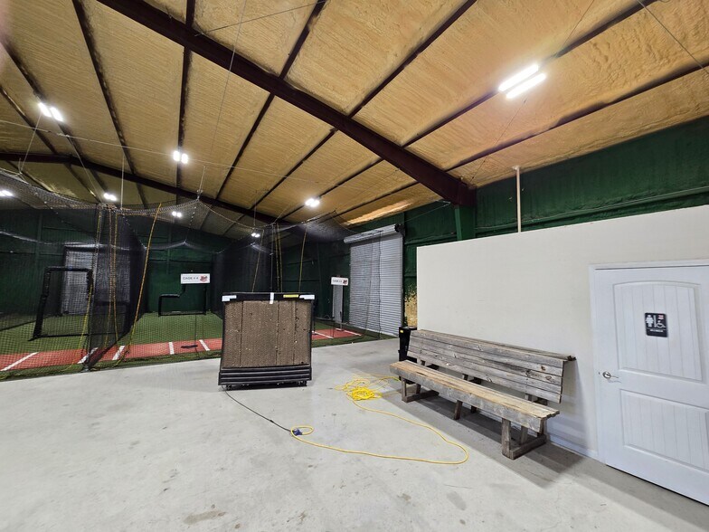 More Photos Of 1850 Goforth Rd, Kyle Freestanding For Sale