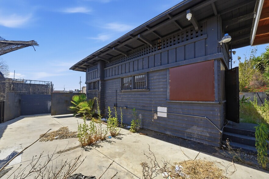 More Photos Of 1664 S Western Ave, Los Angeles Land For Sale