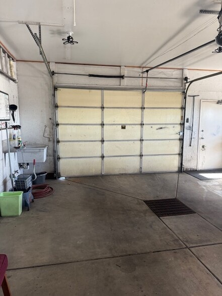 More Photos Of 3312 Wall Ave, Ogden Auto Dealership For Lease