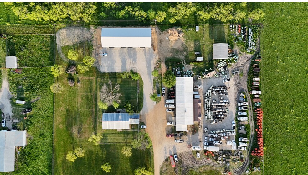 More Photos Of 10935 FM 1385, Pilot Point Unknown For Lease