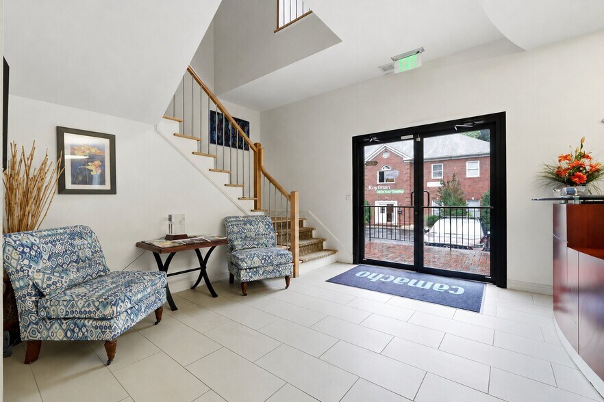 More Photos Of 3103 Medlock Bridge Rd, Norcross Office For Sale
