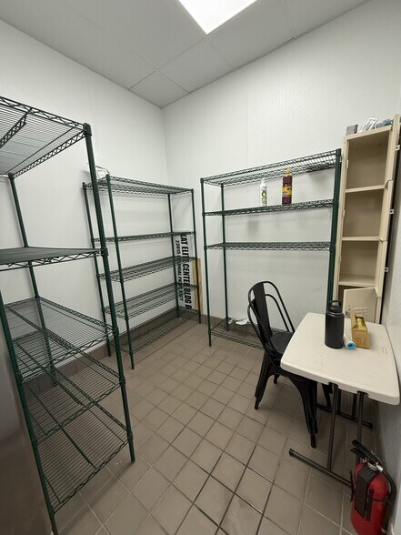 More Photos Of 23015 Colonial Pky, Katy Storefront Retail Office For Lease