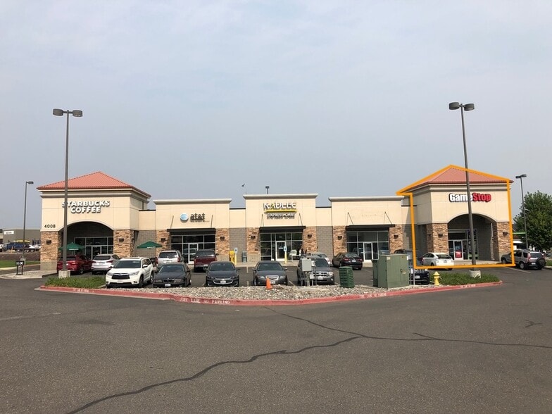 More Photos Of 4008 W 27th Ave, Kennewick General Retail For Lease