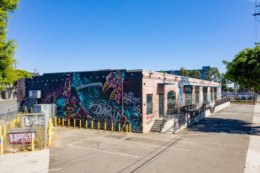 More Photos Of 308-312 S Alameda St, Los Angeles Office For Lease