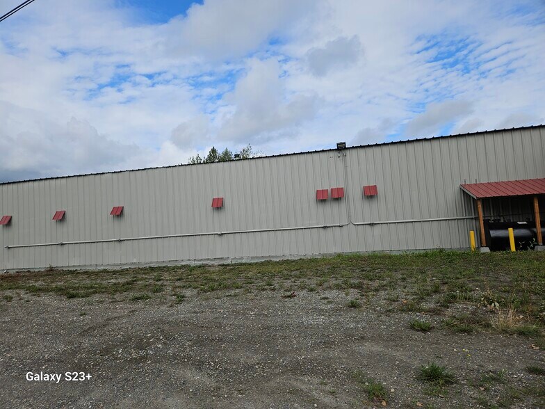 More Photos Of 4443 Moose Creek, North Pole Industrial For Lease