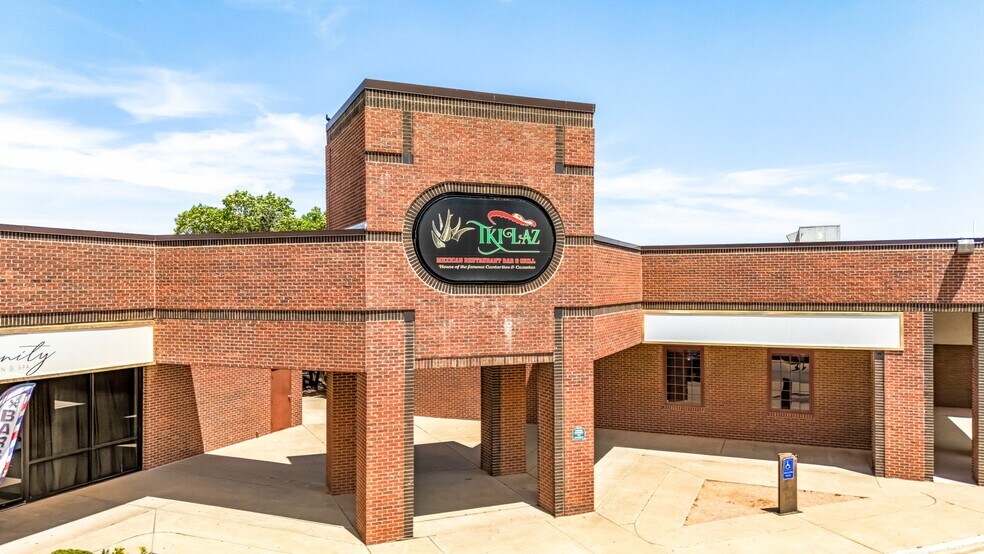 More Photos Of 4610 N Garfield St, Midland Unknown For Lease