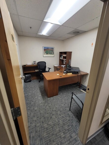 More Photos Of 89 Main St, Montpelier Medical For Lease