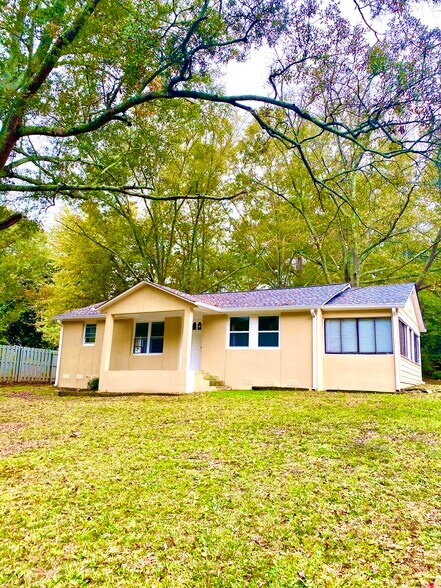Primary Photo Of 410 N Main St, Alpharetta Office For Lease