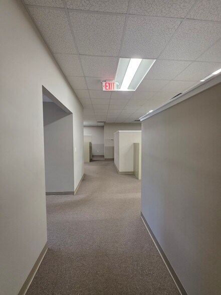 More Photos Of 93 Vickers Rd, Waycross Medical For Lease