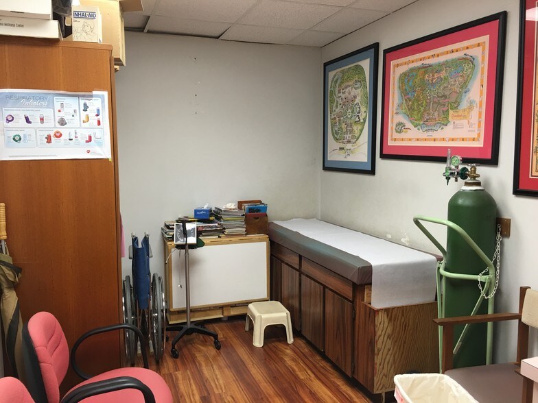 More Photos Of 99-128 Aiea Heights Dr, Aiea Medical For Sale