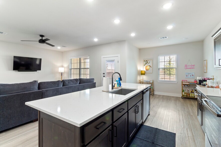 More Photos Of 4038 Gunner Trl, College Station Multifamily For Sale