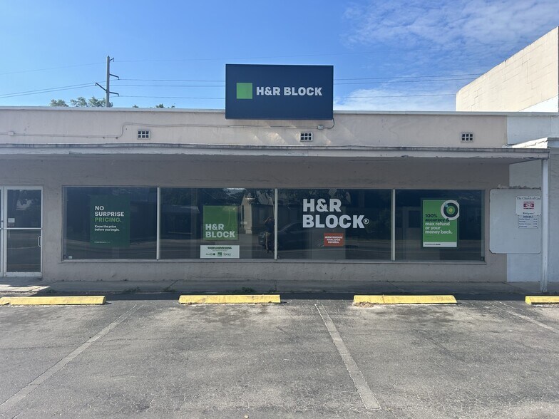 More Photos Of 2413 Crill Ave, Palatka Office For Sale
