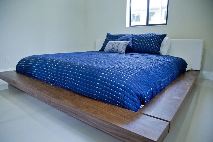 More Photos Of 912-918 NE 15th Ave, Fort Lauderdale Apartments For Sale