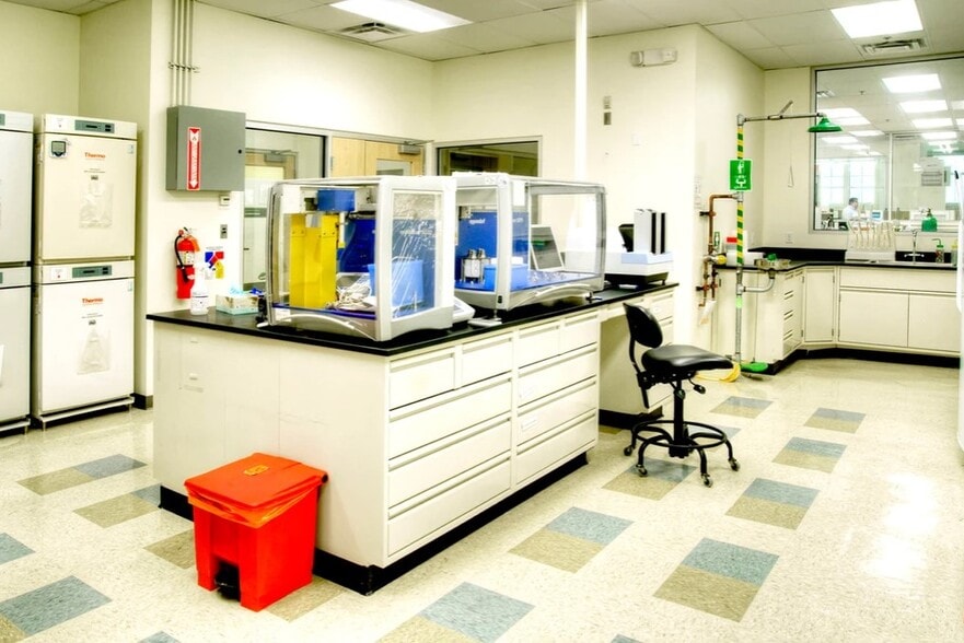 More Photos Of 7100 Euclid Ave, Cleveland Research And Development For Lease