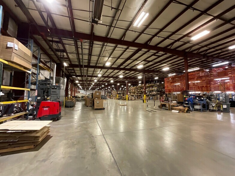 More Photos Of 902 H.L. Thompson Jr. Dr, Ashley Distribution For Sale