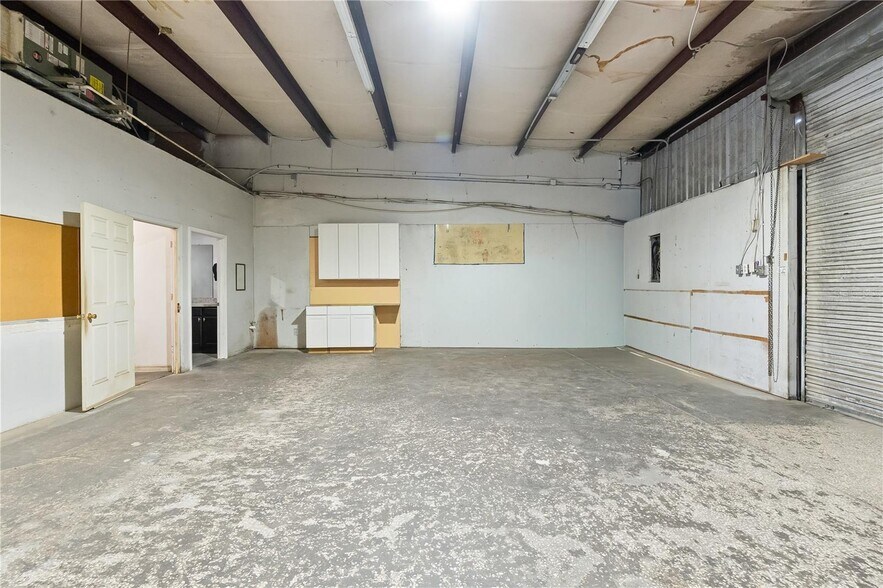 More Photos Of 904 Jan Mar Ct, Minneola Industrial For Sale