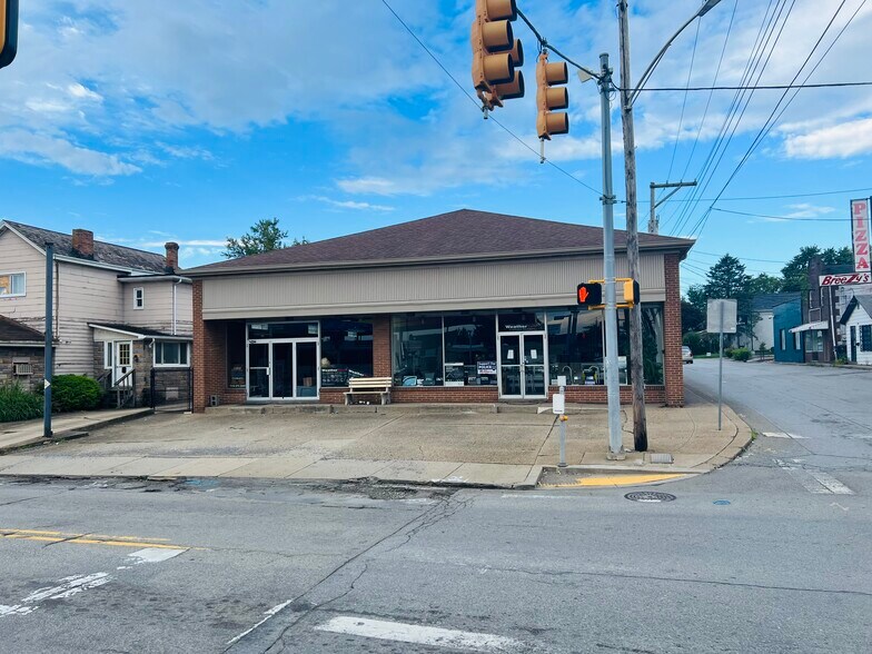 More Photos Of 2681 Brodhead Rd, Aliquippa Freestanding For Sale