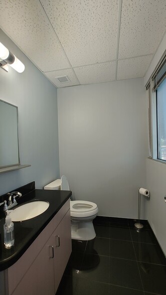 More Photos Of 7421 N University Dr, Tamarac Medical For Sale