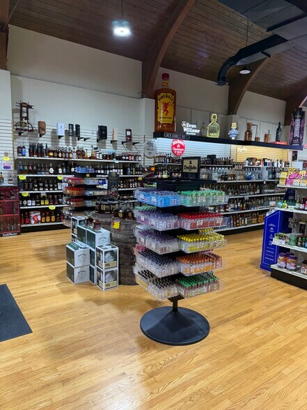 More Photos Of 3600-3606 Western Ave, Knoxville Freestanding For Sale