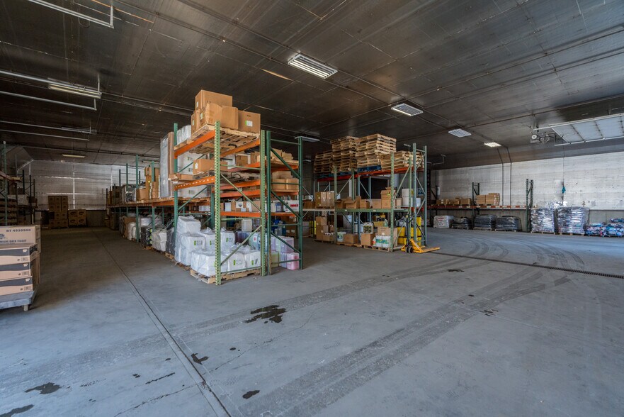 More Photos Of 24 W Main St, Mayfield Warehouse For Sale