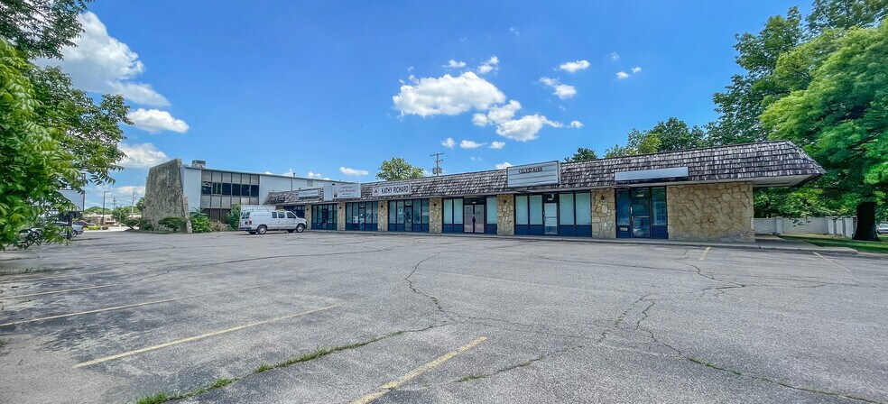 More Photos Of 4605-4629 E Kellogg Dr, Wichita General Retail For Sale