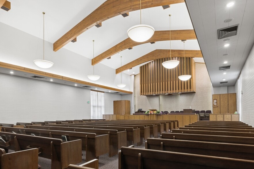More Photos Of 4605 Westpoint Dr, West Valley City Religious Facility For Sale