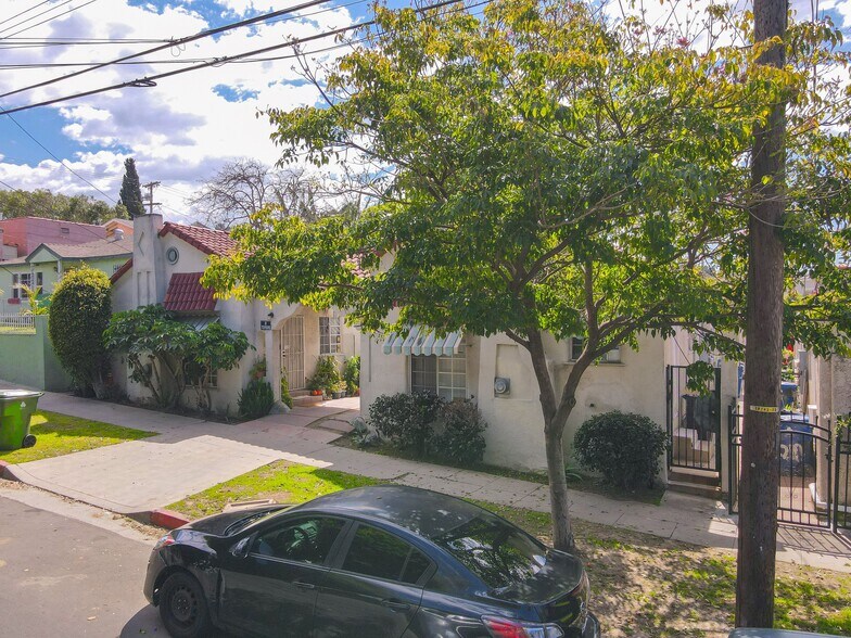 More Photos Of 4212-4216 1/2 Lockwood Ave, Los Angeles Apartments For Sale