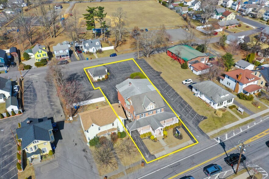 More Photos Of 411 Albany Ave, Kingston Storefront Retail Office For Sale