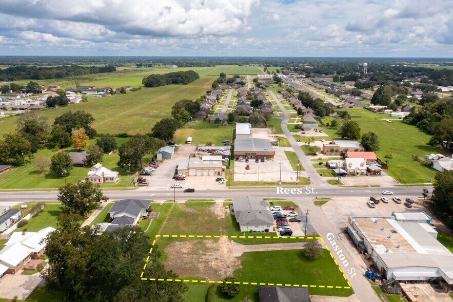 425 Gaston St, Breaux Bridge, LA 70517 Land For Sale
