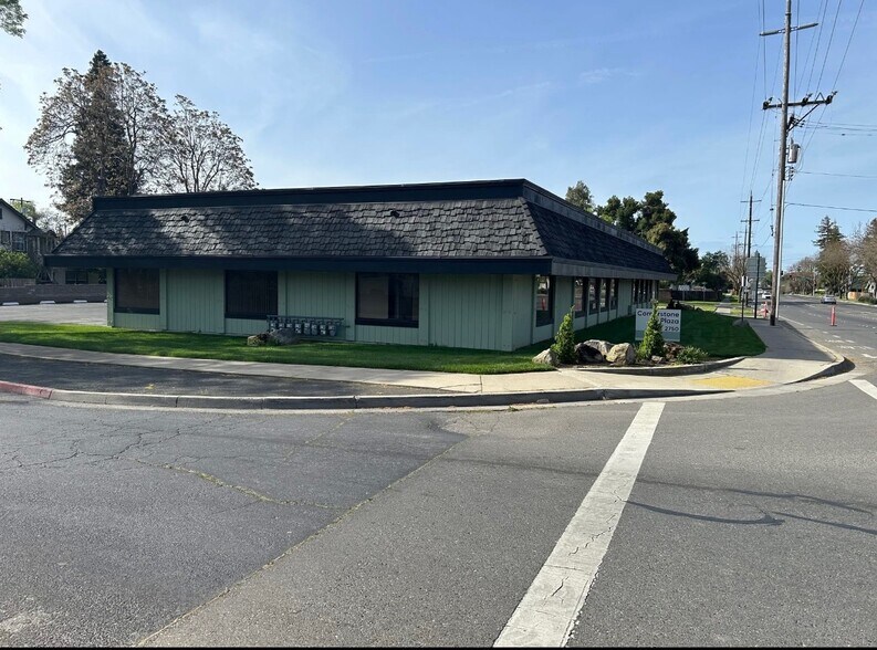 Primary Photo Of 2750 G St, Merced Office For Lease