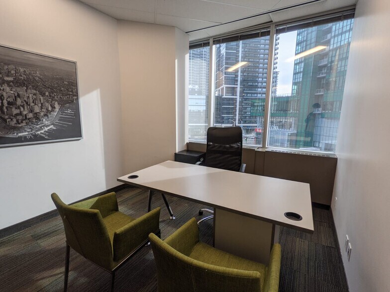 More Photos Of 25 Sheppard Ave W, Toronto Office For Lease