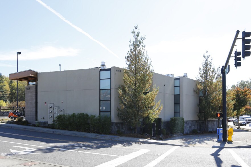 More Photos Of 4101 SE 192nd Ave, Vancouver Storefront Retail Office For Lease