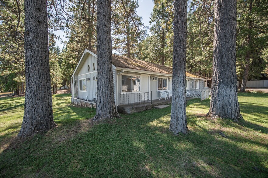 More Photos Of 590 Airport Road, Trinity Center Lodge Meeting Hall For Sale