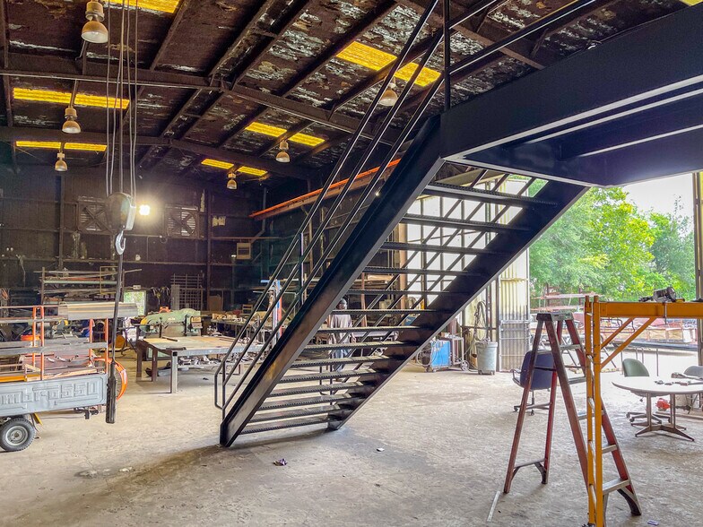 More Photos Of 7455 E Industrial Dr, Baton Rouge Industrial For Sale