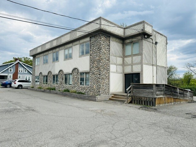 More Photos Of 5949 Steubenville Pike, McKees Rocks Office For Lease